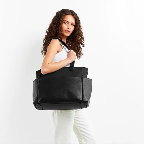 BEIS DIAPER BAG - Picture 1 of 8